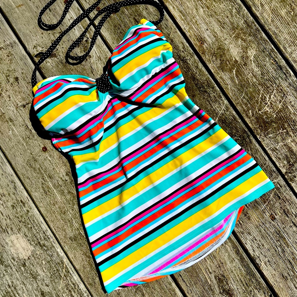 FIRST KISS BRIGHT STRIPED TANKINI TOP